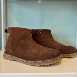 Excellent condition Birkenstock 41 Melrose Brown Suede boots